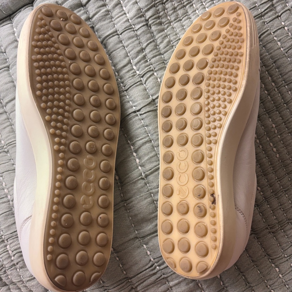 Ecco Cream Leather Footwear - Picture 2 of 8